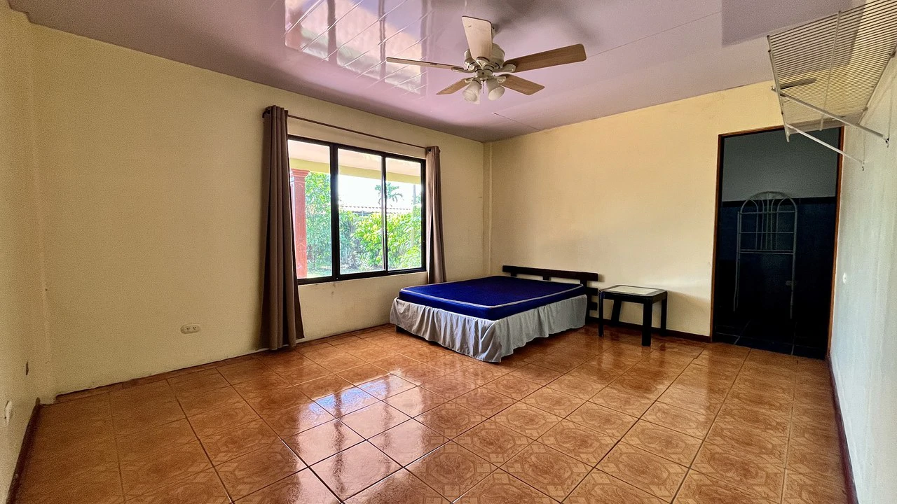 House For Sale in Daniel Flores - Gallery image 9