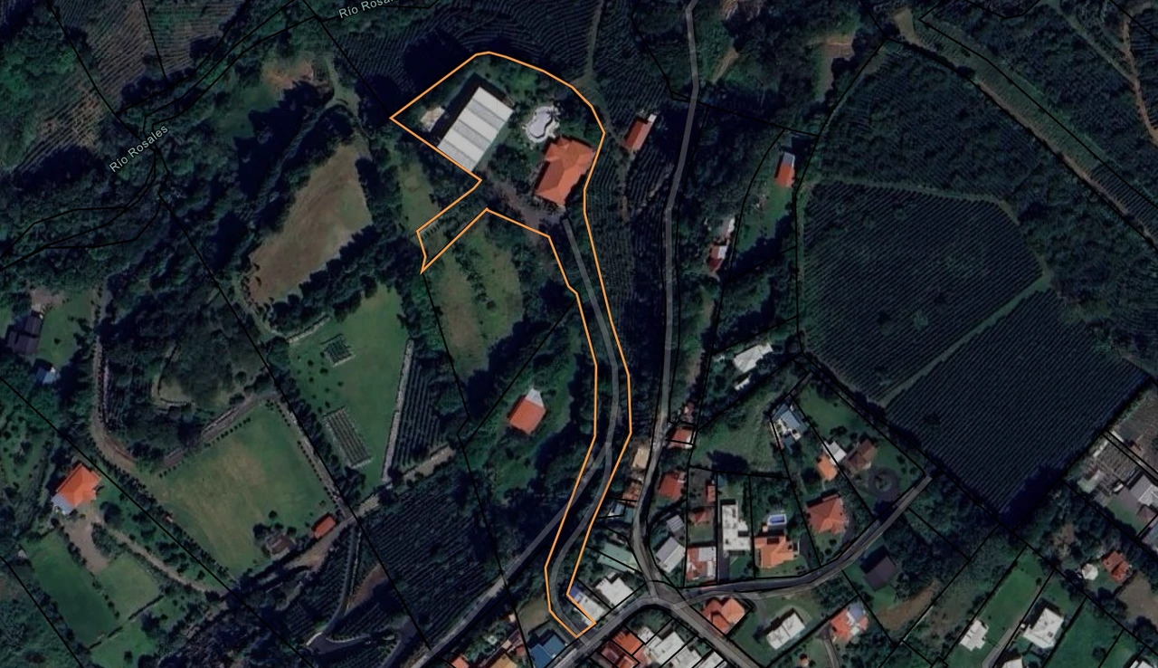 Paddle Tennis and Pool!: NEW! Private Estate, Pool an 3 New Tennis Courts - Gallery image 2