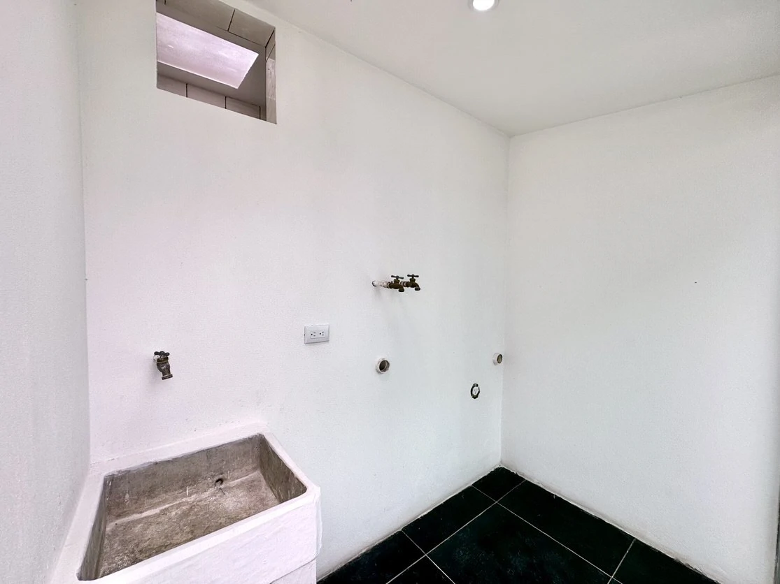 House For Sale in Bello Horizonte - Gallery image 37