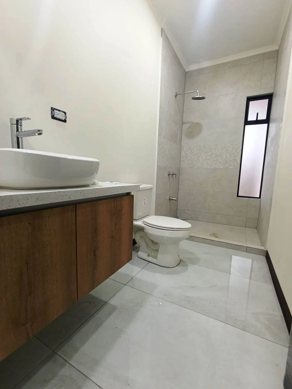 Casa Provenza...:  New Single Level Home - Secure Gated Community! - Gallery image 12