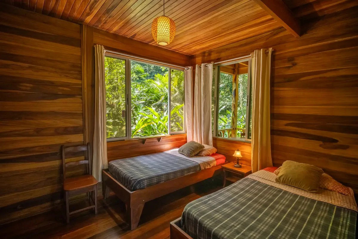 ID 26: 2 BD/2 BA Private Jungle Chalet in a Gated Community Near Hone Creek - Gallery image 5