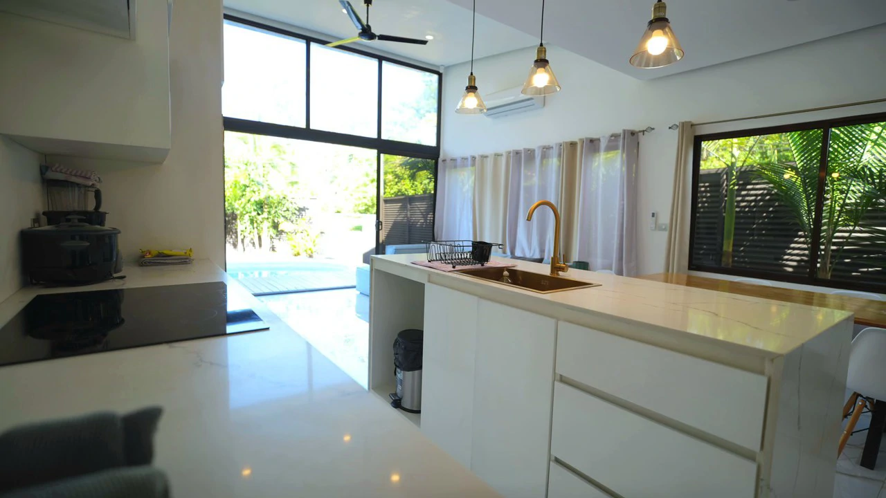 Near the Coast House For Sale in Bahía Ballena - Gallery image 9