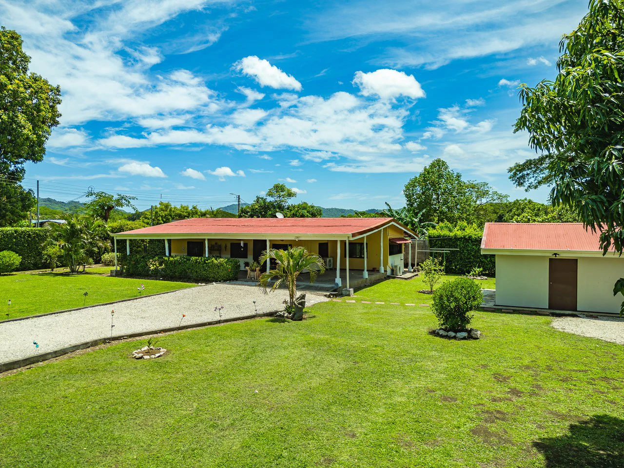 Casa Campo: Quiet Countryside Home Near Beaches - Gallery image 12