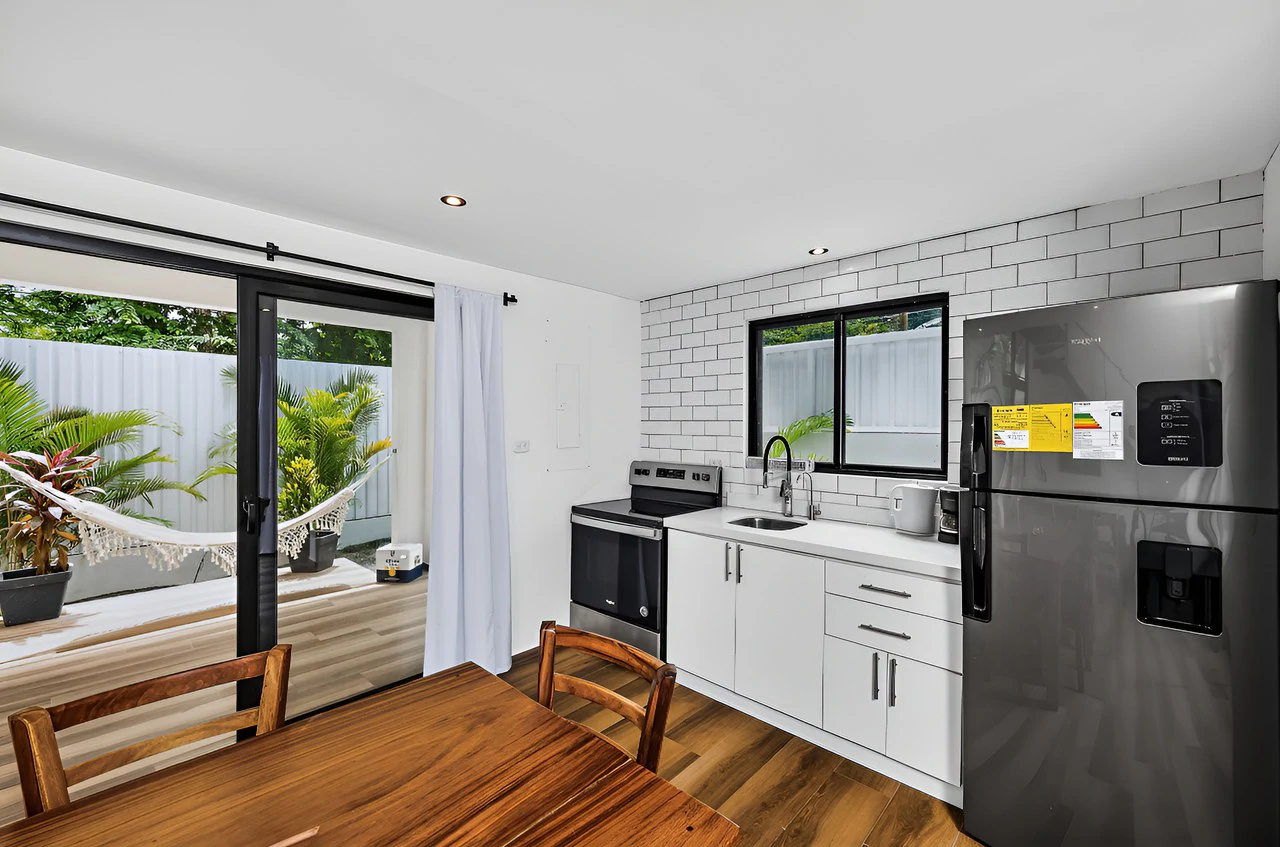 Villa Altamar: Four Private Villas Steps from Playa Langosta - Gallery image 5