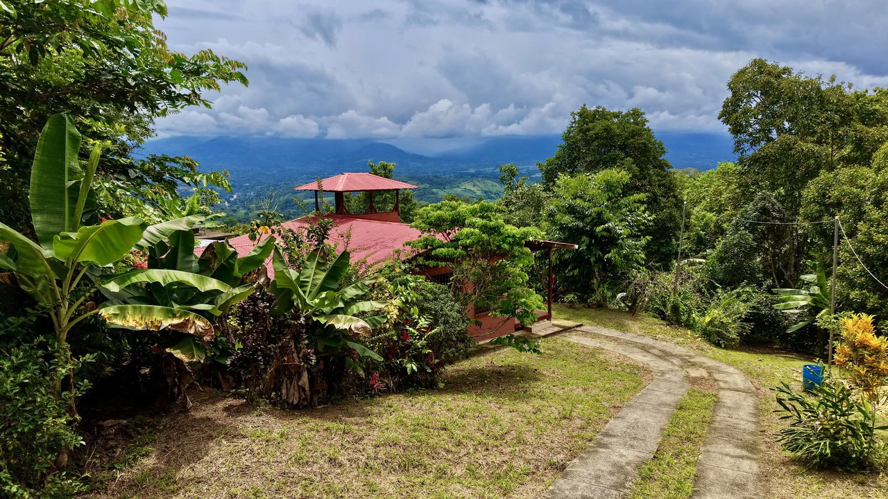 FINCA CON CASA Y MIRADOR: Mountain Agricultural Land For Sale in La Amistad - Gallery image 5