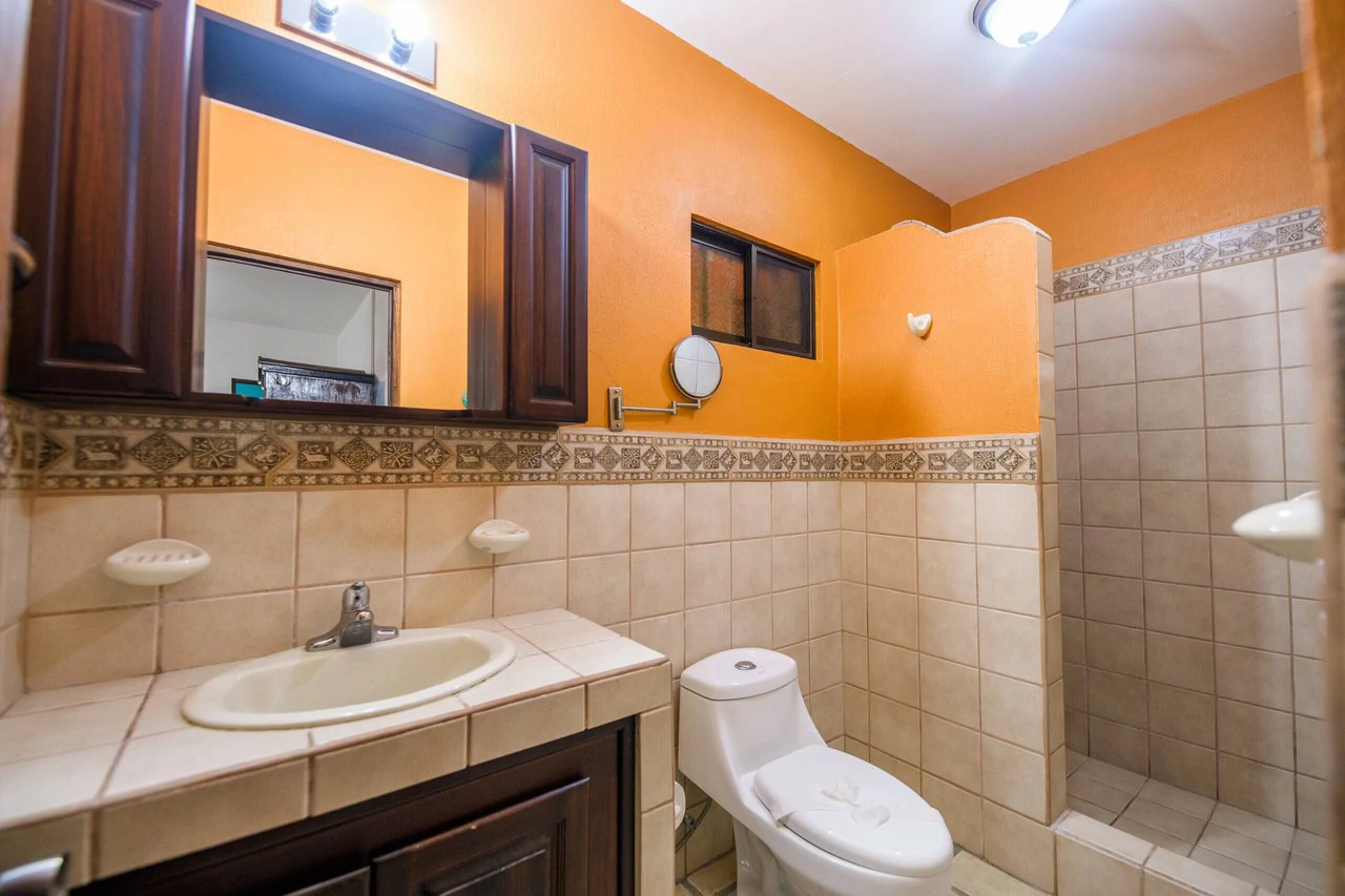 Beautiful Home with Private Pool: Boutique style community in Bejuco, walking distance to the beach! - photo 11
