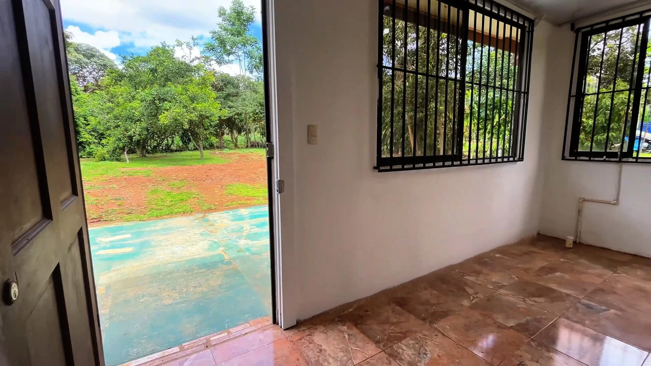 House For Sale in Daniel Flores - Gallery image 25
