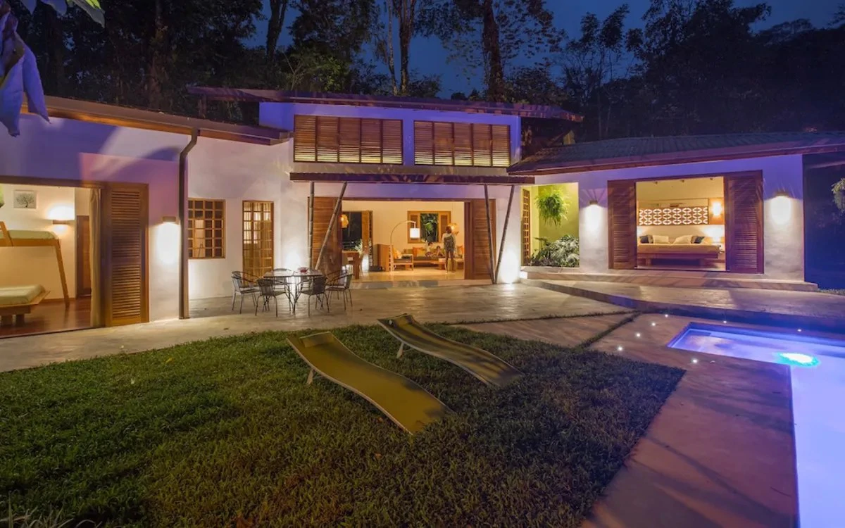 ID 1073: Villa Cabu - Luxury Airbnb Rental with Pool in Playa Chiquita - Gallery image 2