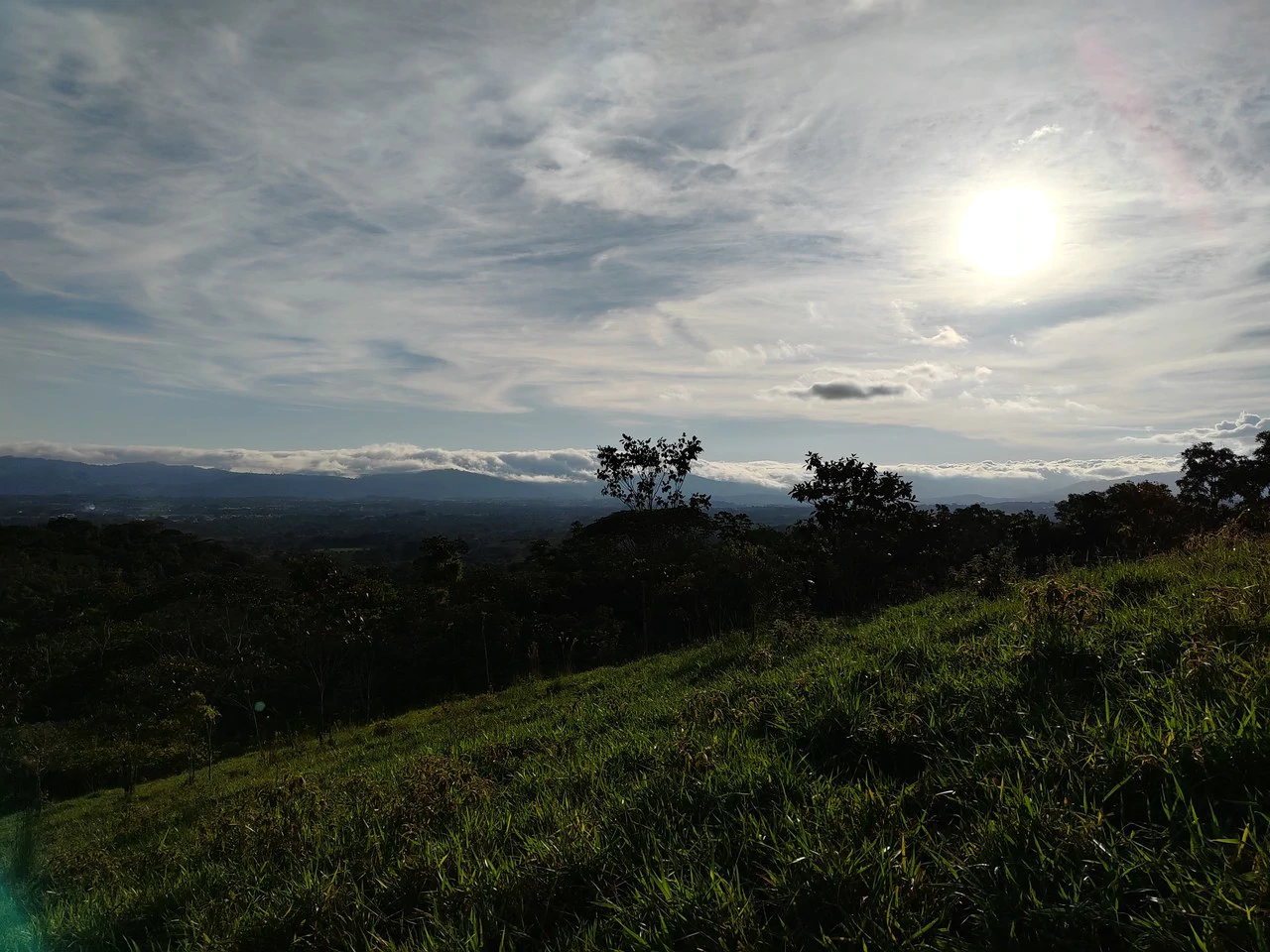 stunning valley and chirripo views, river with amazing swimming holes - Gallery image 11