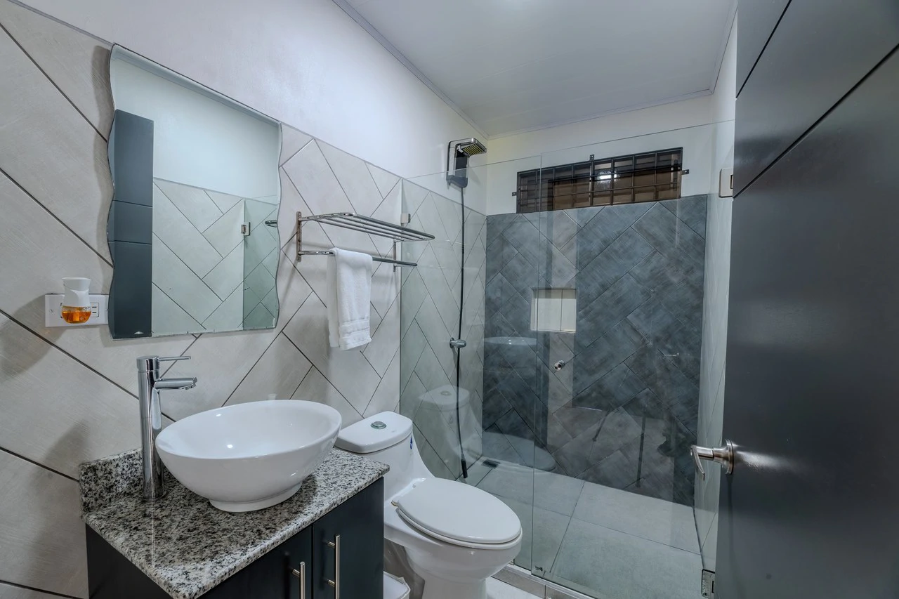 Spacius Home in Pérez Zeledón | 3 bedrooms, 3 Bathrooms - Gallery image 18