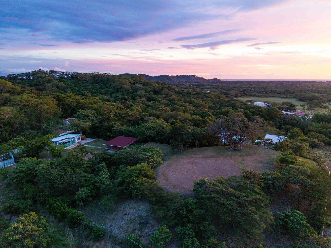 Surf Shack: Ocean-View Property with Home and Development Potential - photo 19