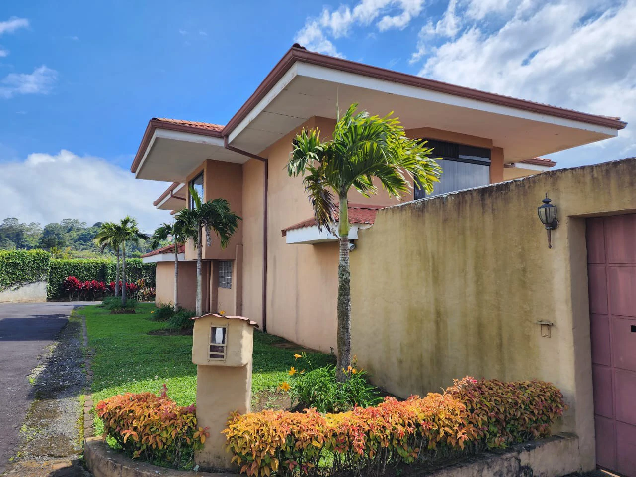 Villa For Sale in San Luis - Gallery image 47