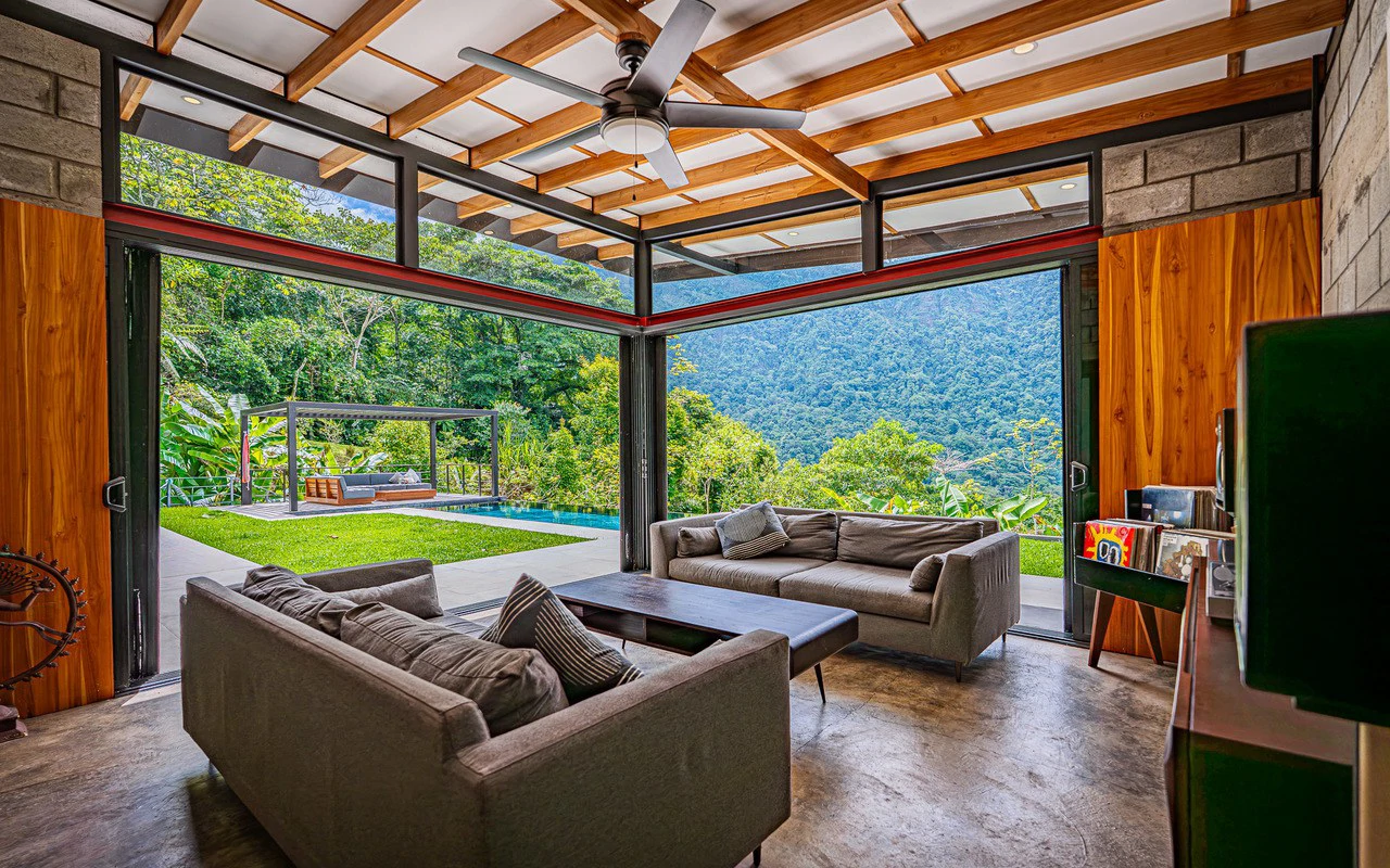 Off Grid Luxury Estate Micro Regenerative Homestead Tinamastes - Gallery image 11