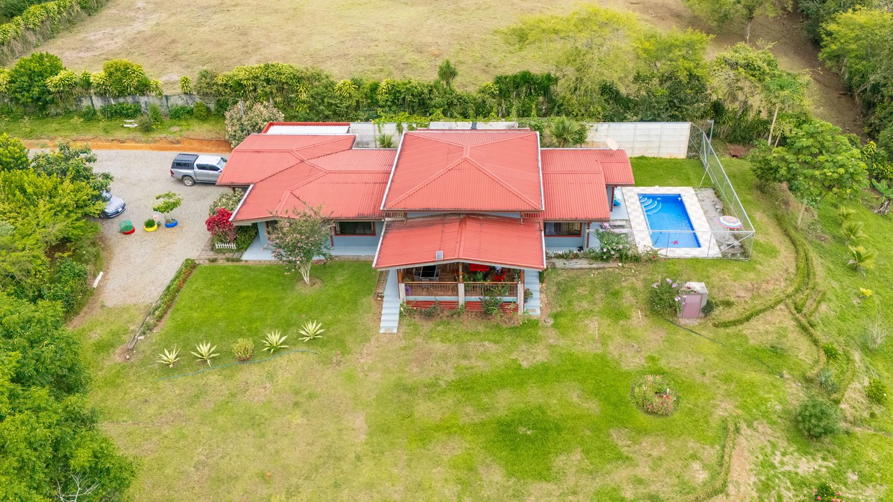 Countryside House For Sale in San Rafael - Gallery image 27