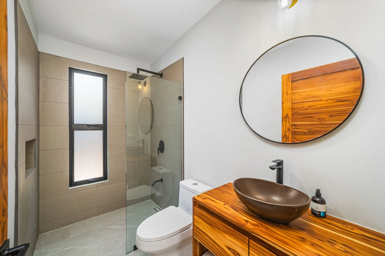 Casa Almendro: Contemporary 3BR Home - Gallery image 20