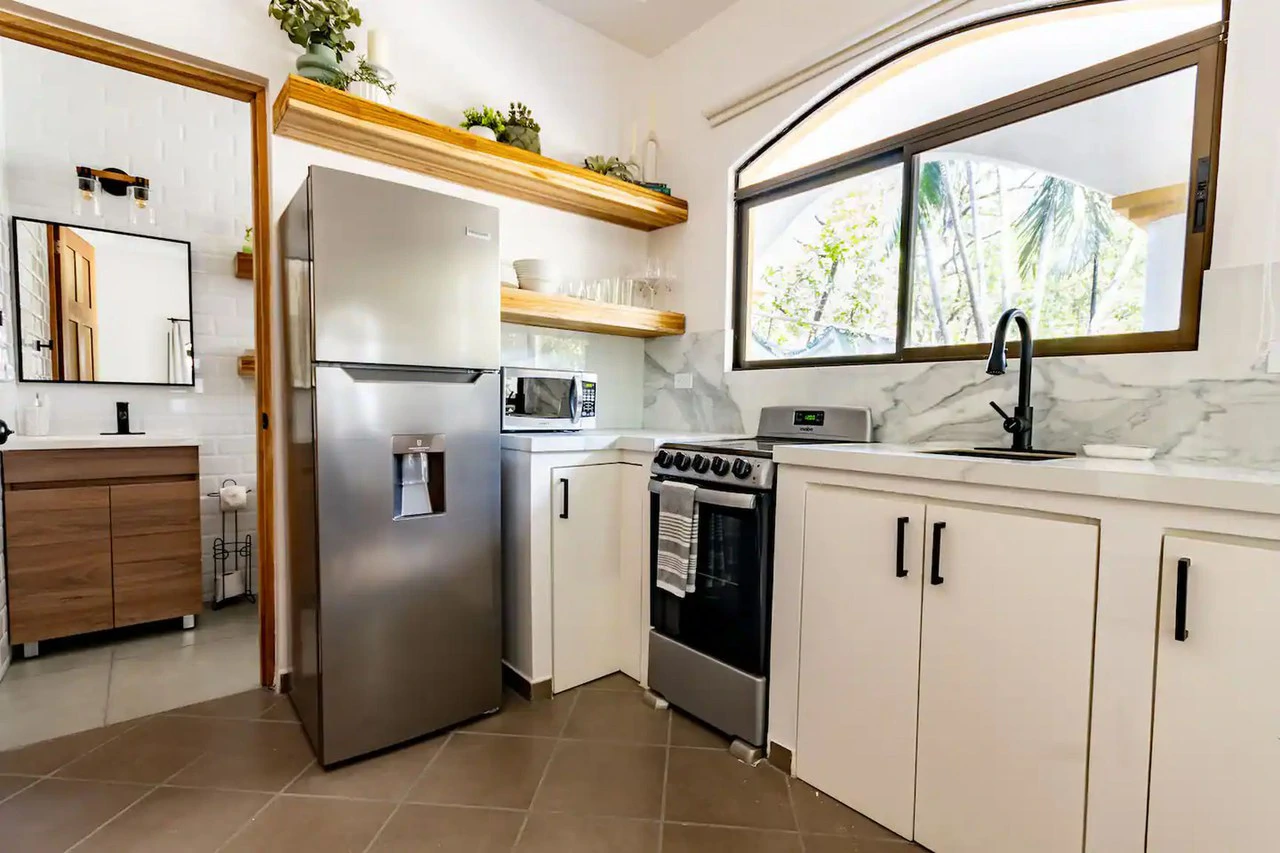Tamarindo Paradise Condo #6: An income producer walking distance to the beach - Gallery image 5