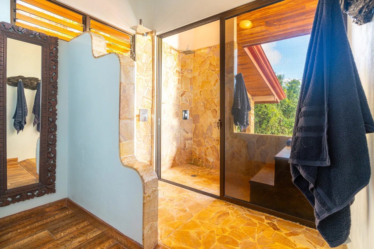 Mountain House For Sale in Escaleras - Gallery image 94