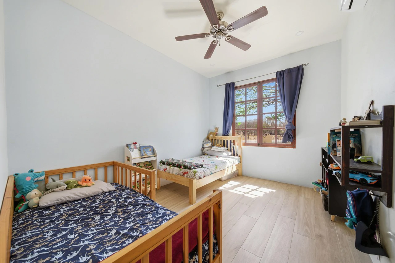 Stella Maris: Tranquil Home Within the Beauty of Altos Los Robles - Gallery image 17