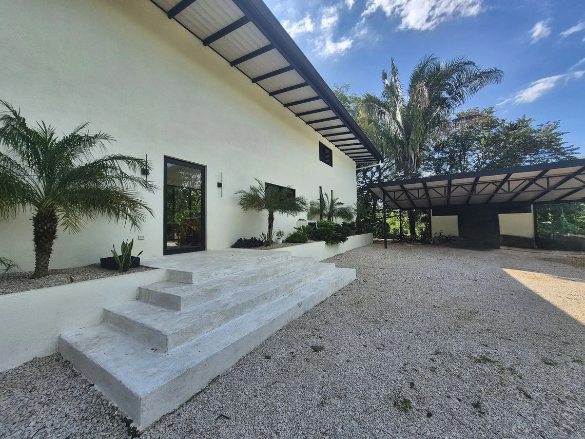 Casa Kapacha: Modern Family Oasis in Samara Woods – 4 Bedrooms, 3 Bathrooms and Swimming Pool, Just 6 Minutes from the Beach - Gallery image 13