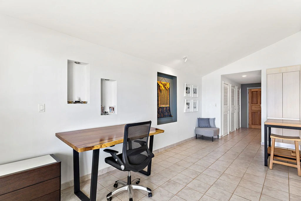 Pacific Beach #10: Fully Renovated One-Bedroom with Panoramic Ocean & Marina Views - Gallery image 8