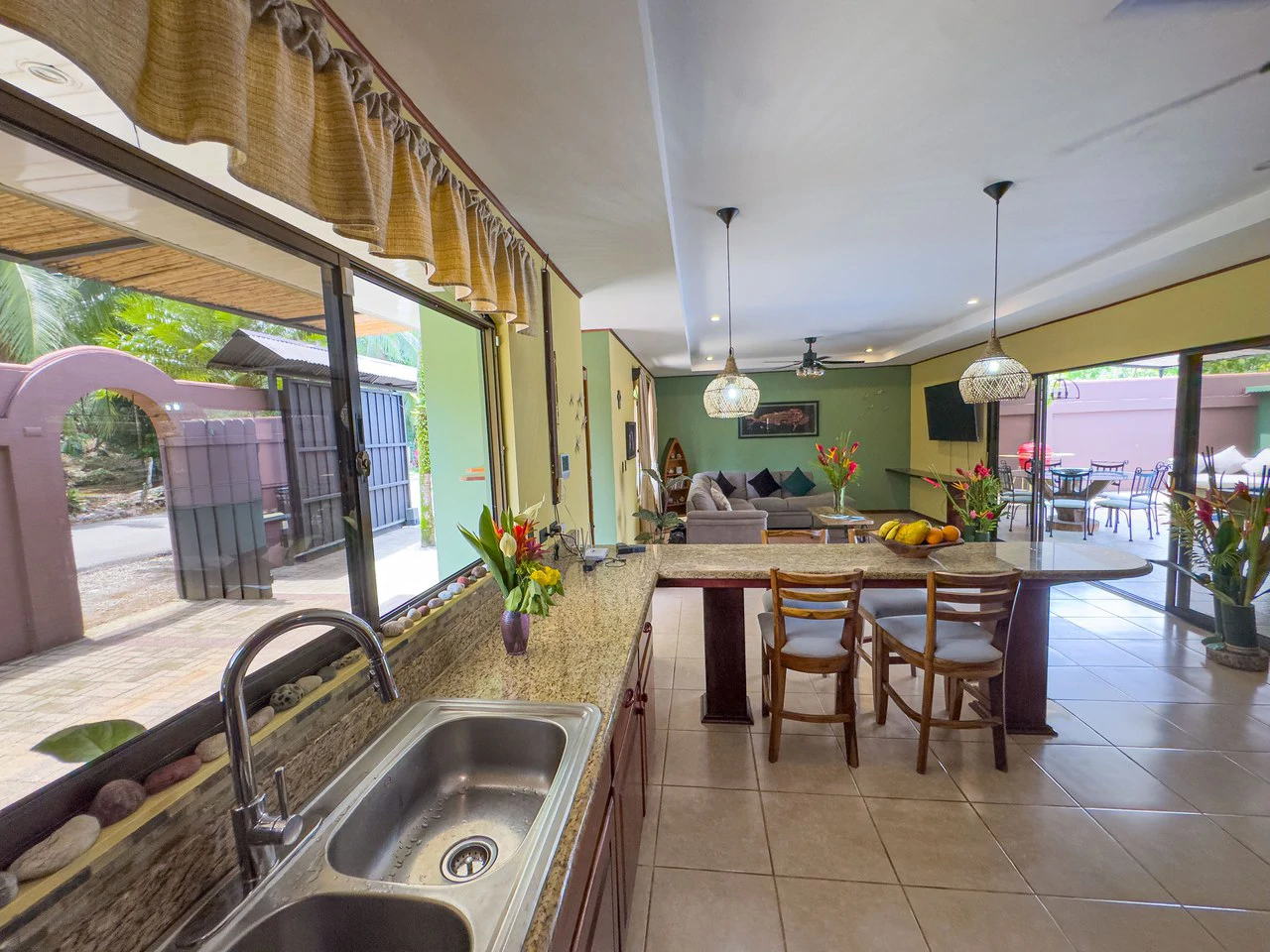 Naranjito corner lot house - photo 16
