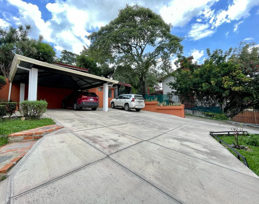 Independent House for Sale with Beautiful View Santa Ana Costa Rica - Gallery image 2