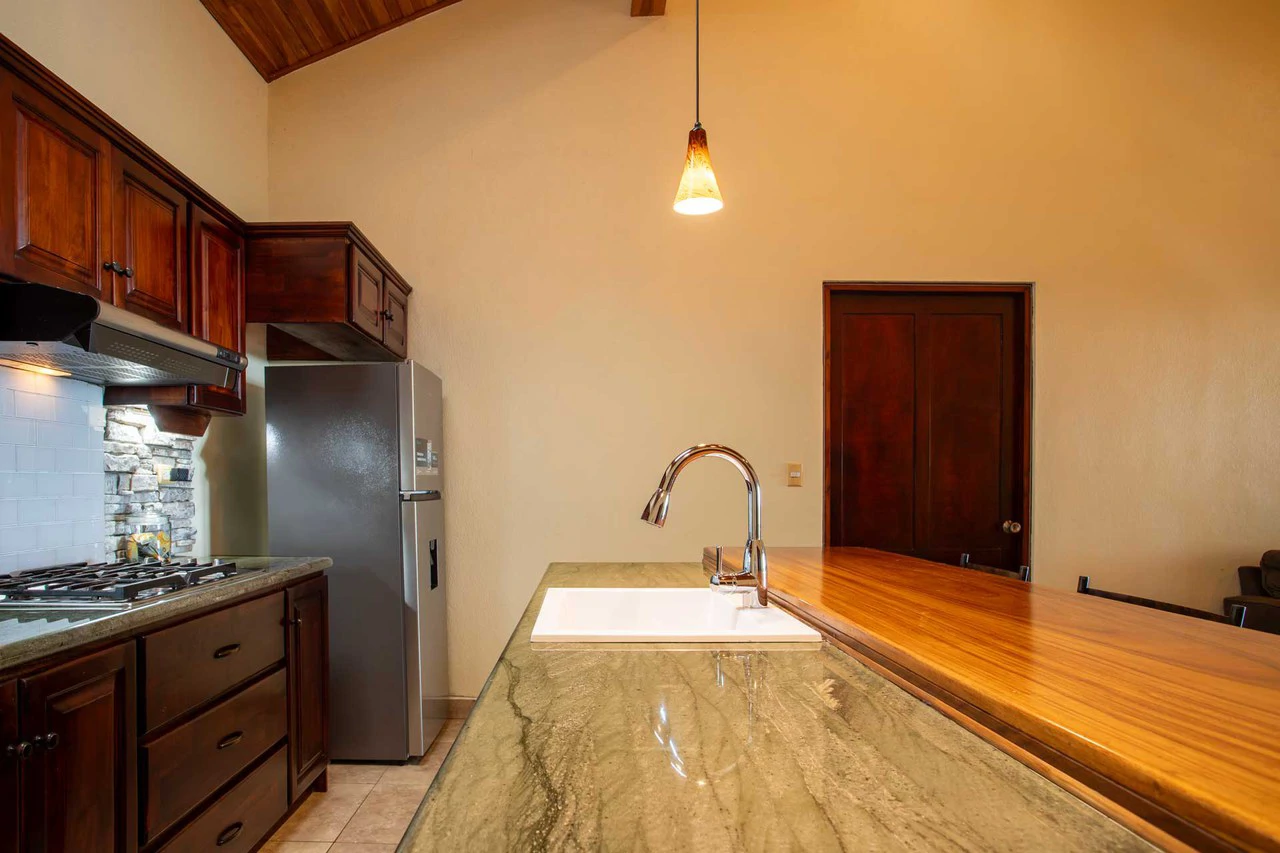 House for sale in San Mateo with ocean view - Gallery image 8