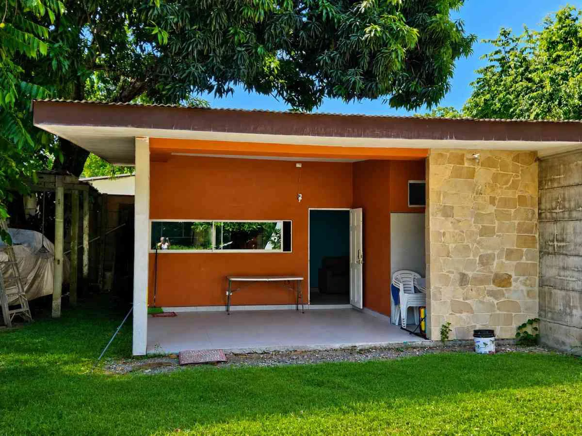 ID 4218:: Quiet Residential Home in Paquera