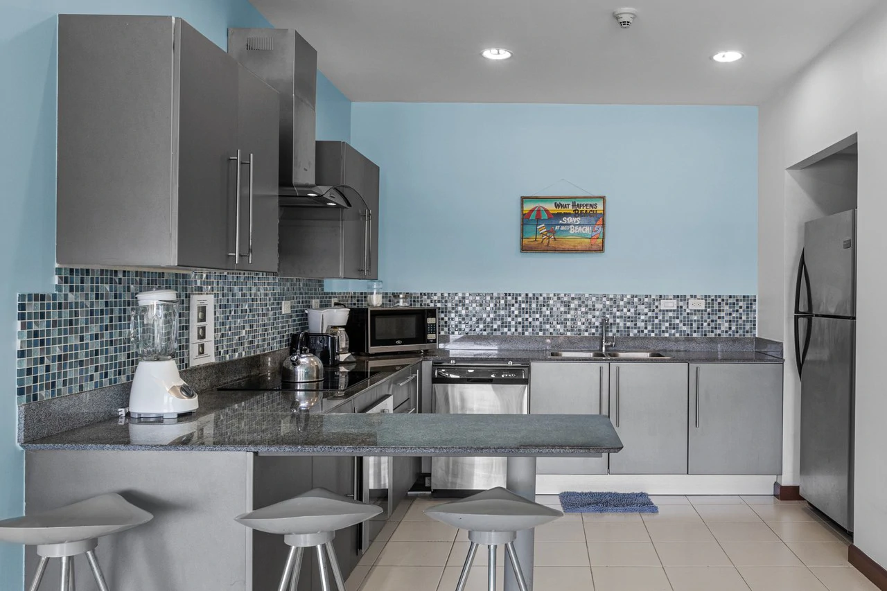 6th Floor 3-bedroom JacoBay Condo with Panoramic Sunrise, Mountain and Ocean Views - Gallery image 15