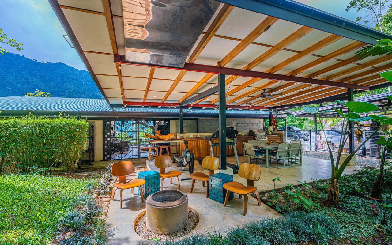 Off Grid Luxury Estate Micro Regenerative Homestead Tinamastes - Gallery image 41