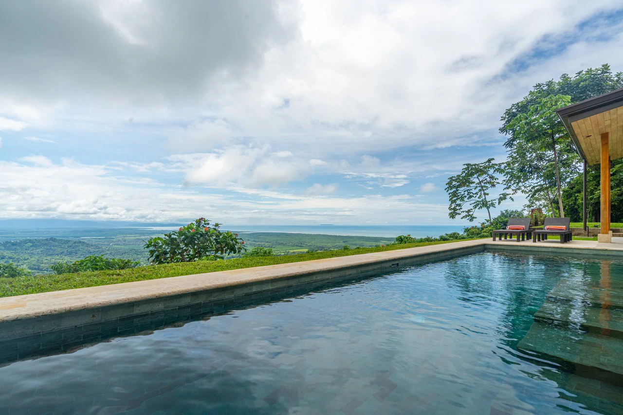 Cascada Sandalo Jaw Dropping Ocean Views!: Mountain House For Sale in Tres Rios - Gallery image 9