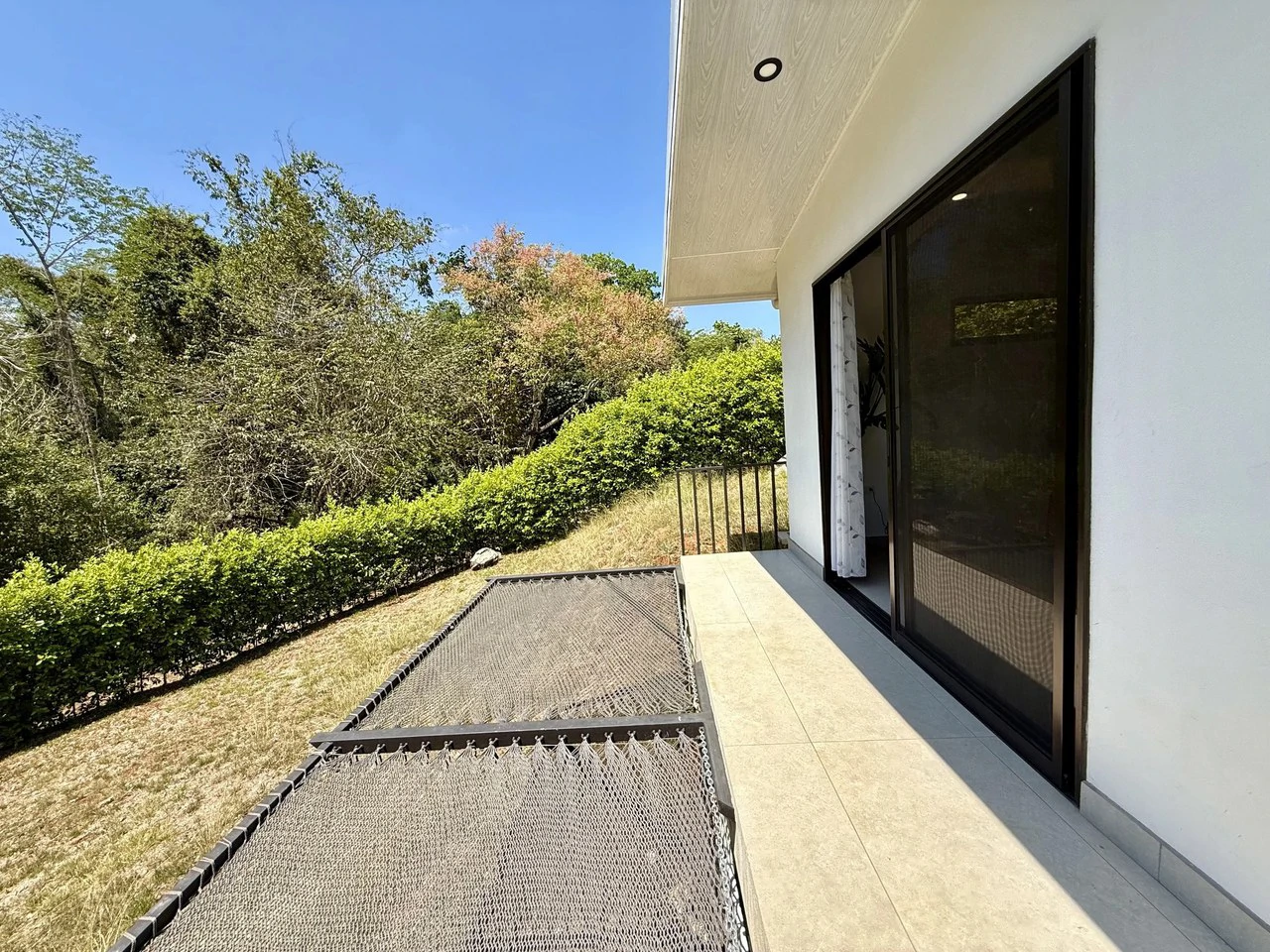 CASA BRISA ABIERTA: Turnkey Tropical Living on the Edge of Cobano $349,950 USD - Gallery image 11