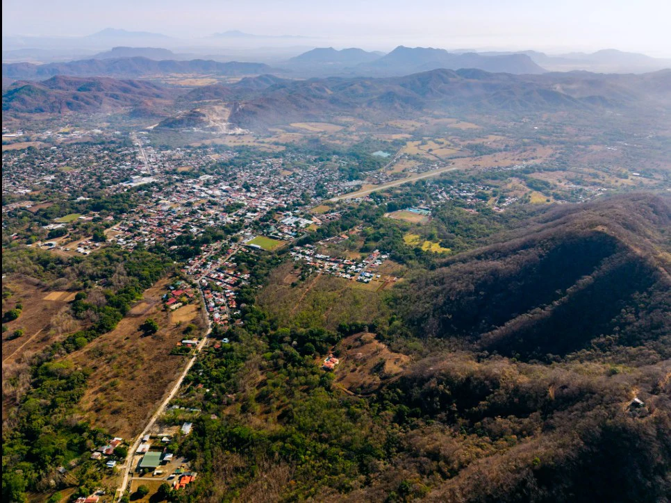 Discover Your Dream Farm on 4.2 Hectares in Costa Rica - Gallery image 3