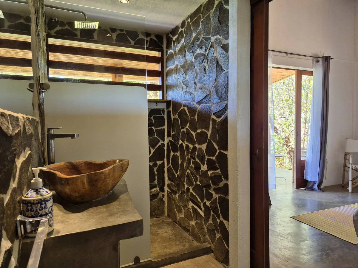 Peaceful Retreat Hotel & Restaurant: Unique Boutique Hotel with Restaurant & Bar - Panoramic Ocean and Mountains Views near Playa Carrillo - Gallery image 29
