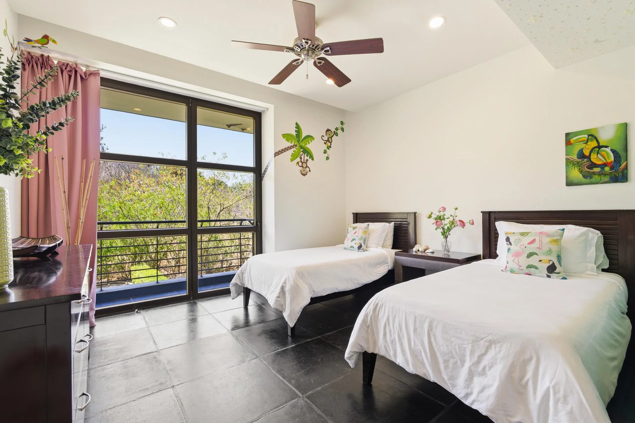 La Perla 113: Boutique Luxury Condo in the Heart of Tamarindo - Gallery image 29