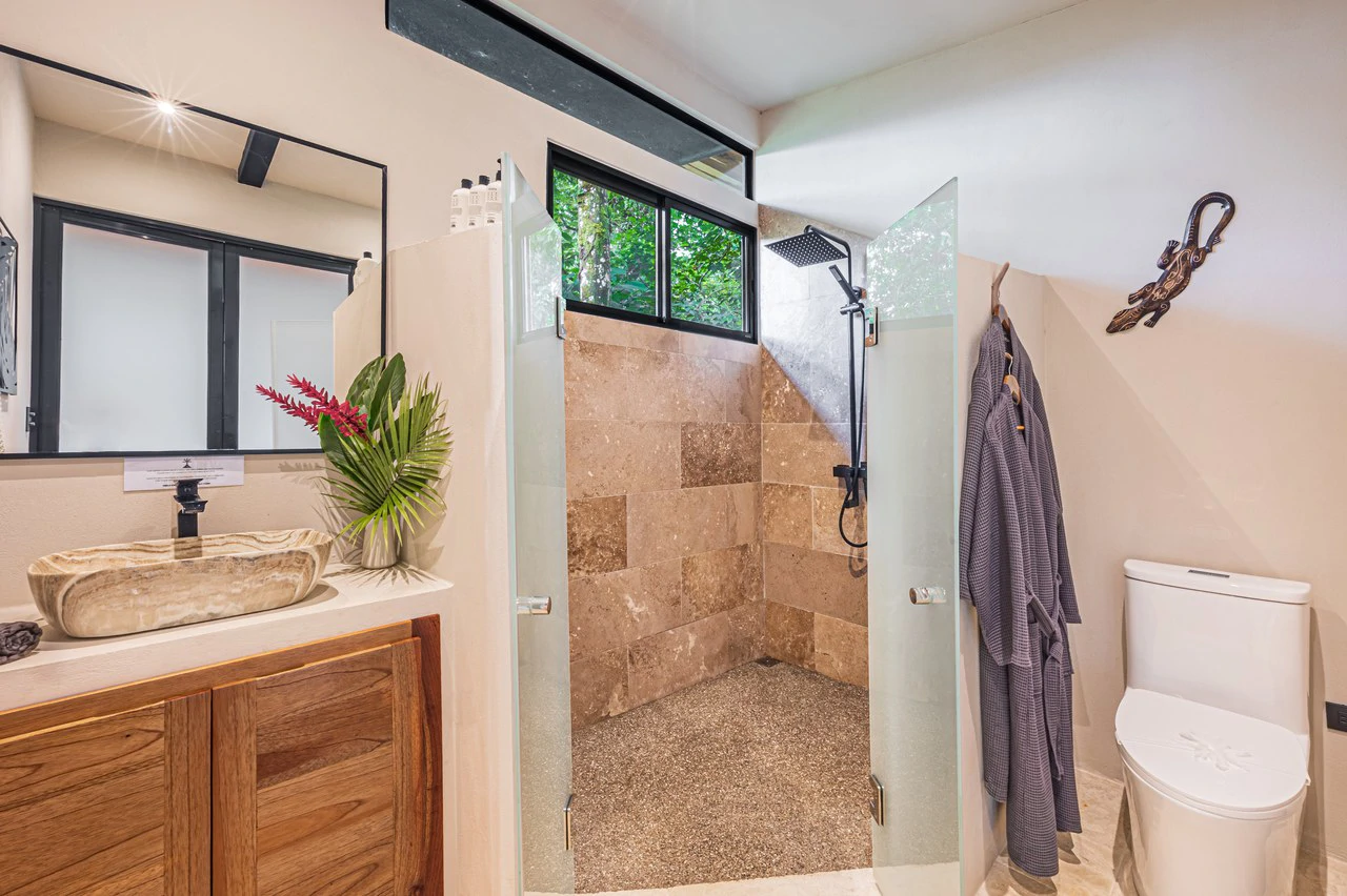 La Sombra Villas: Where Nature Meets Comfort in Tinamates! - Gallery image 54
