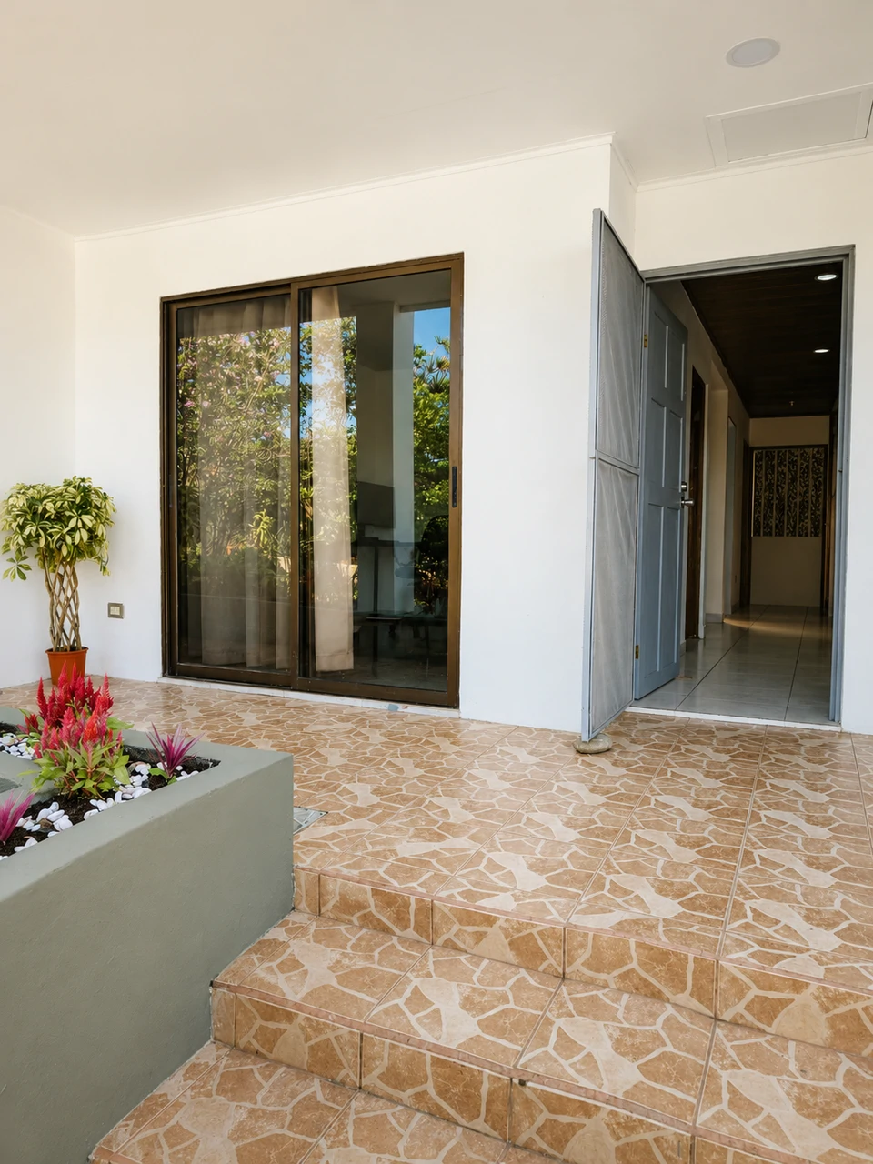 Heredia Centro Mixed-Use Residence & Investment Property - Gallery image 18