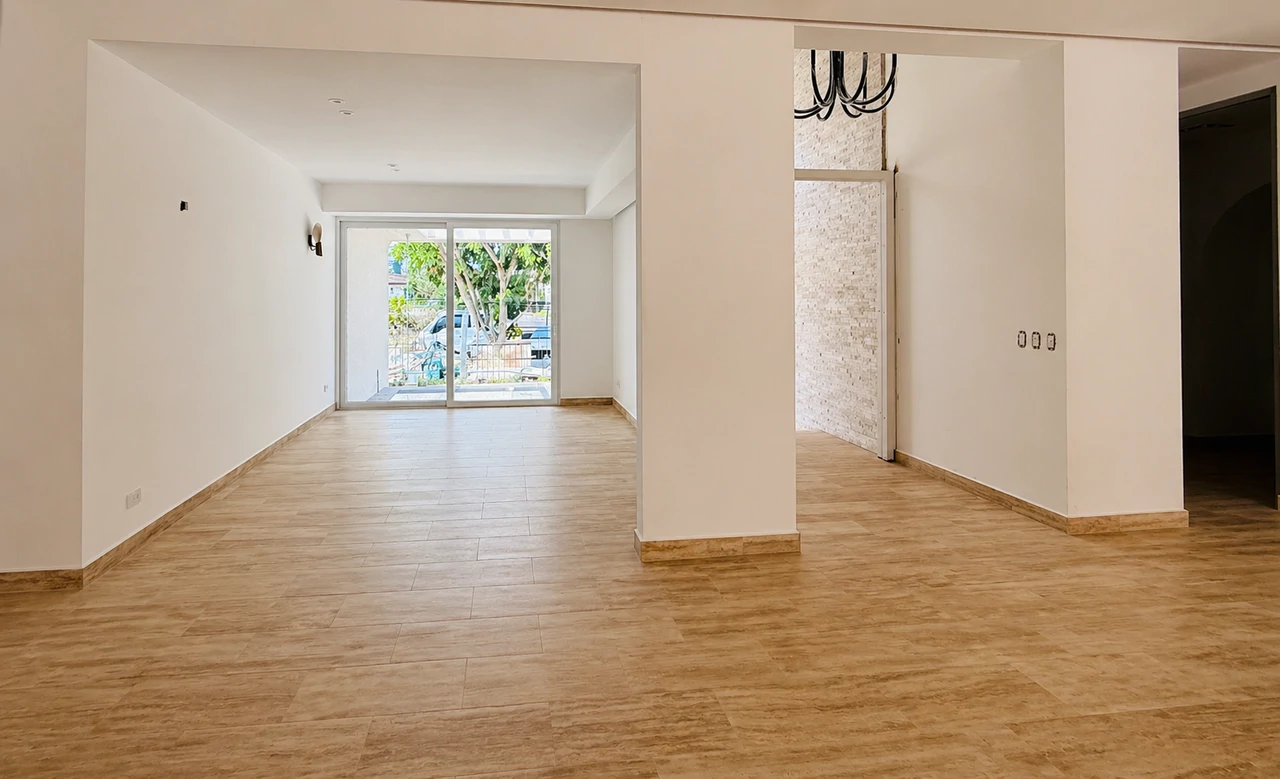 One-Story House with Pool for Sale in Bosques de Lindora Condominium - Gallery image 7