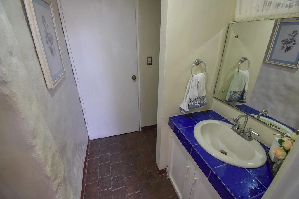House For Sale in San Antonio - Gallery image 14