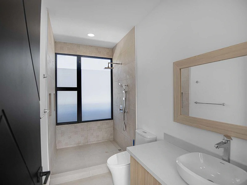 Modern Beachside Home with Office & Garage: Walking distance to the beach in a great community! - Gallery image 22