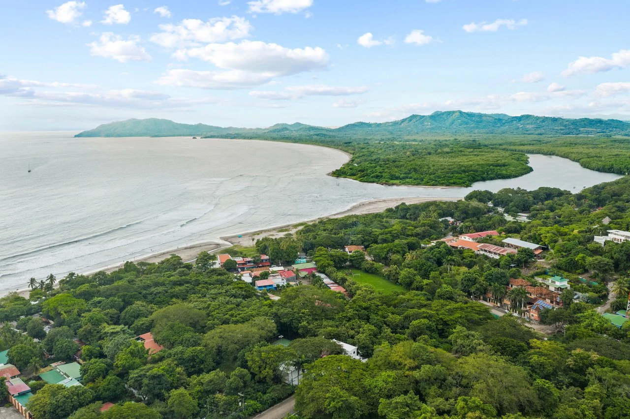 sunset hill unit 5: Cozy Ocean-View Condo for Sale – Walk to Tamarindo Beach
