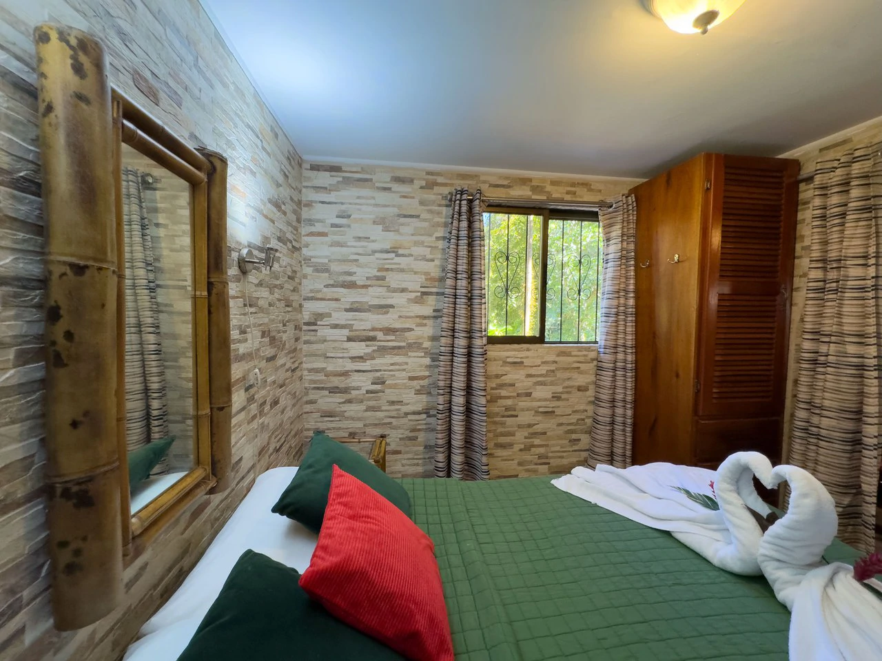 Flutterby Condo: Manuel Antonio’s Exclusive Rainforest Haven - Gallery image 18