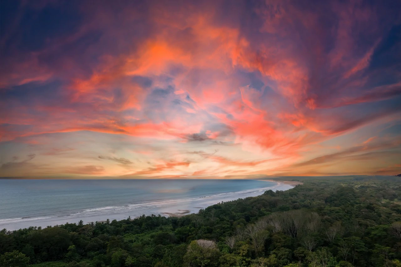 LUXURY PROPERTY WITH STUNNING OCEAN VIEWS IN UVITA, COSTA RICA. A GREAT INVESTMENT!: Mountain House For Sale in Uvita - Gallery image 4
