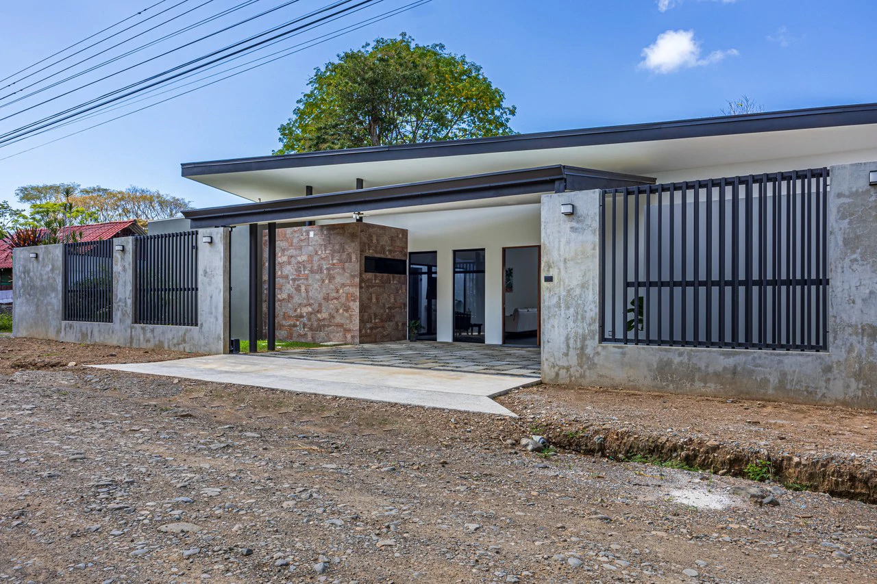 STYLISH 3 BED, 3 BATH BRAND NEW VILLA IN UVITA.: Mountain Villa For Sale in Uvita - Gallery image 56