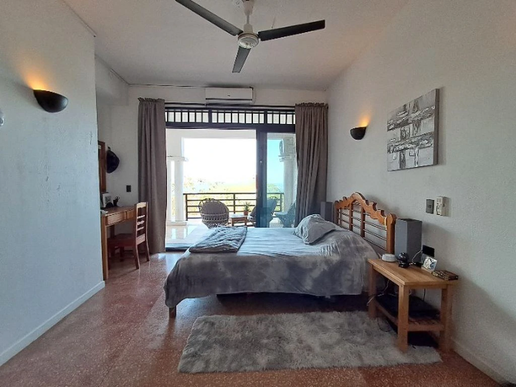 Condo Pacific Dream: Exceptional Opportunity in Samara – 1-Bedroom Condo with Ocean View - Gallery image 8