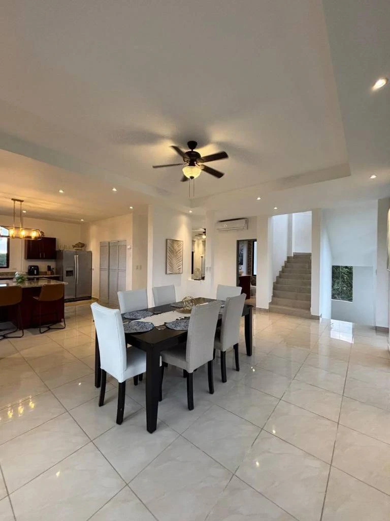 Incredible Casa Blanca in Monterrey: Pool and Huge Land Near the Beach! Financing Available - Gallery image 7