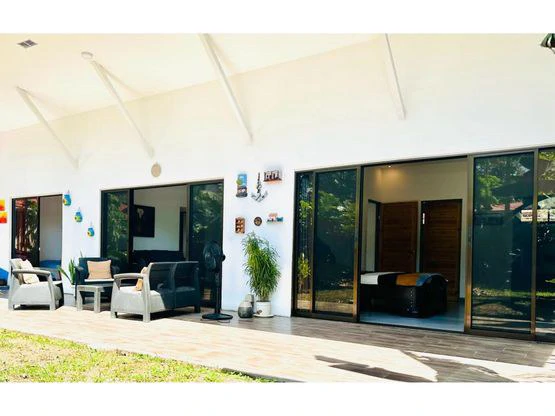 Charming 3 bedroom, 2 bathroom house, located in the beautiful area of Playa Herradura - Gallery image 7