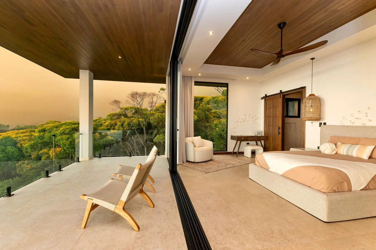 Luxurious 5 Bedroom Coastal Estate Dominical - Gallery image 25