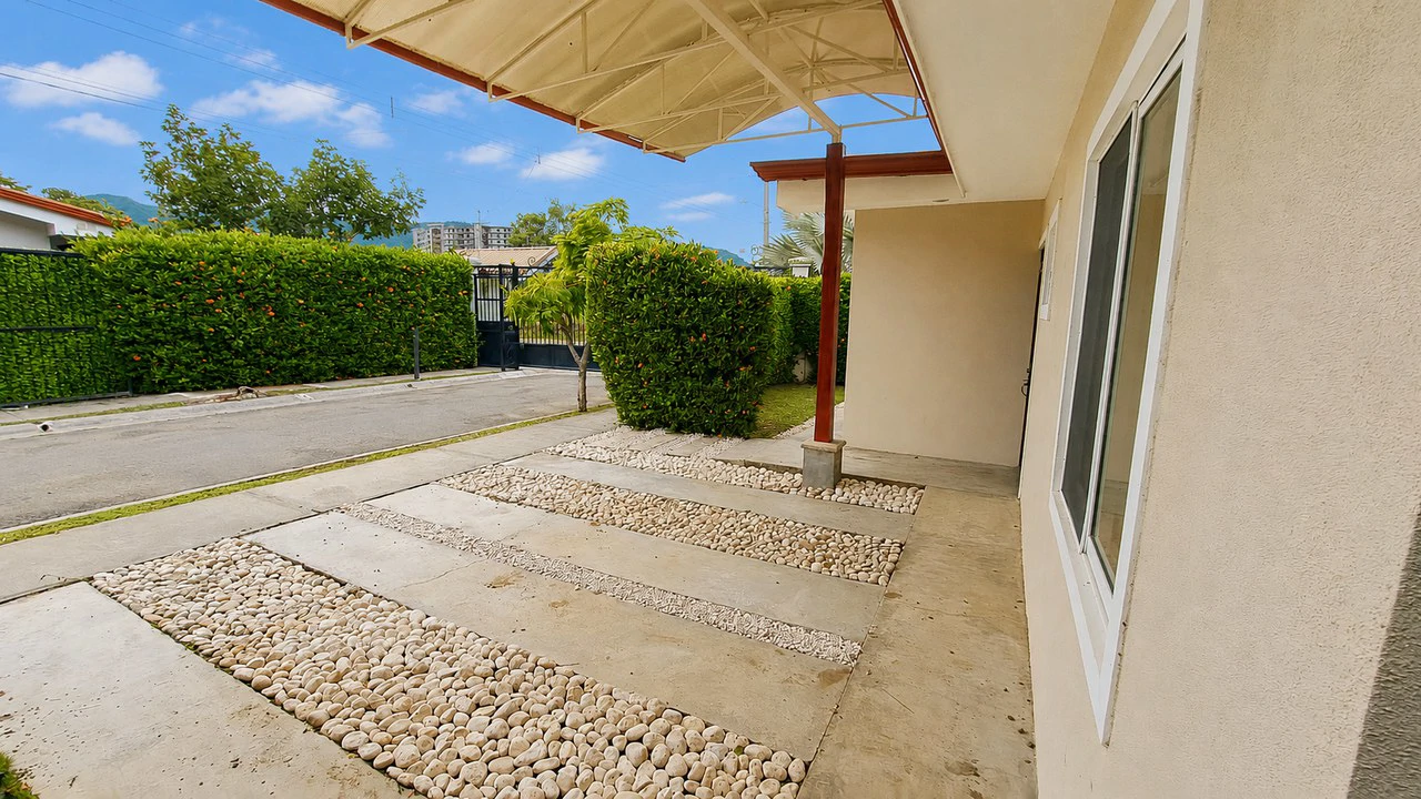 Modern Jacó 3-BR Home with Private Pool in Gated Community - Gallery image 31