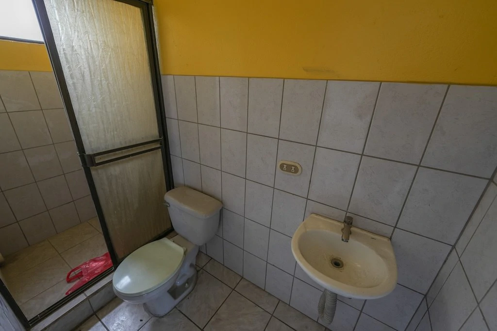 Retail Strip Center For Sale in Esparza - Gallery image 21